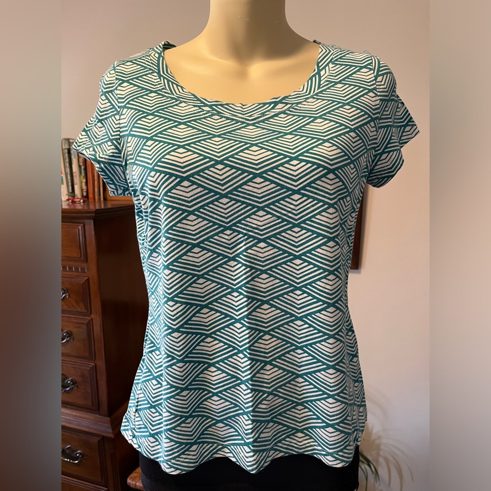 Liz Claiborne cotton/modal ladies top, like new